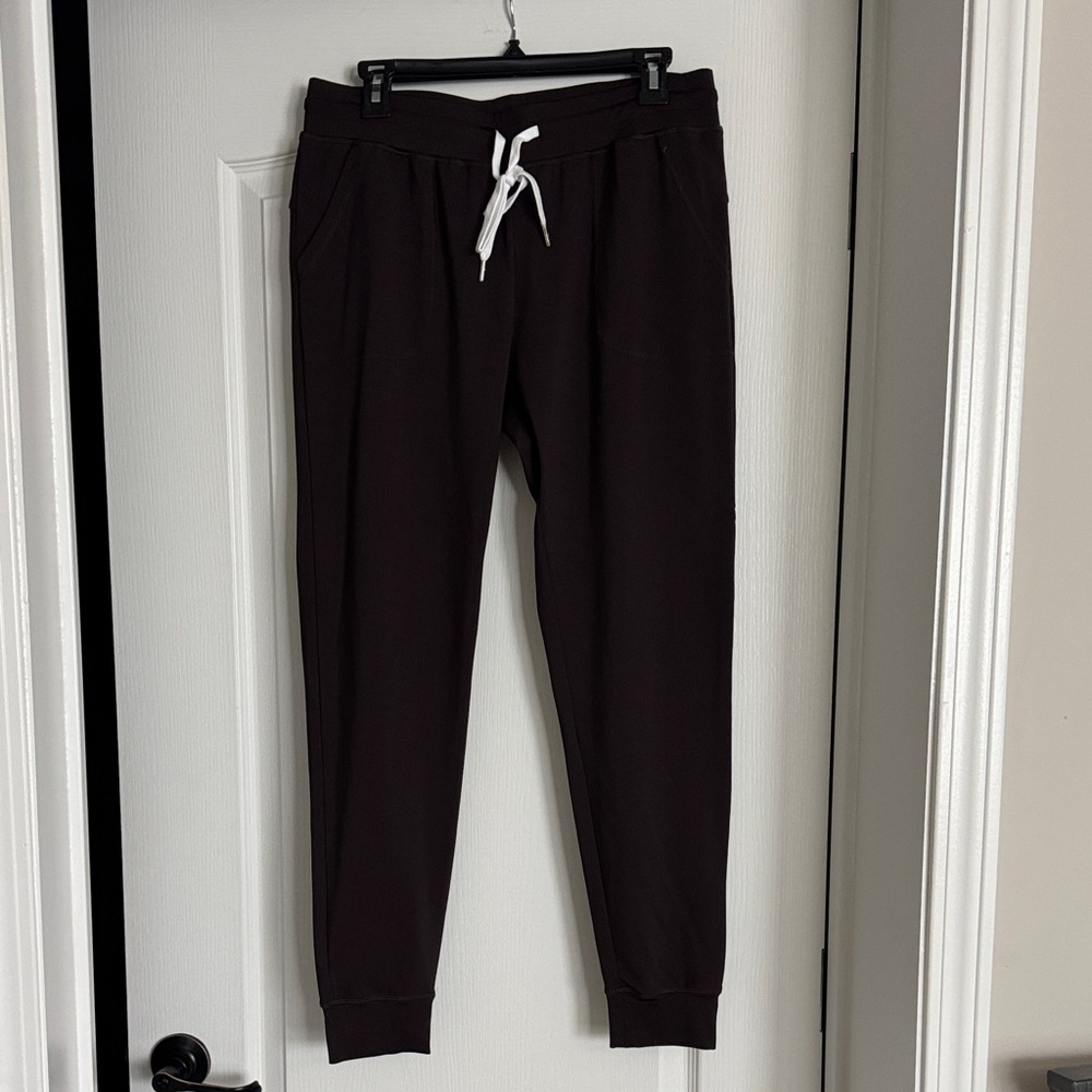 Zyia Brown Joggers Size L